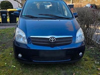 Gebraucht Toyota Corolla Verso 116 PS (85 kW) 2002 Blau Van / Kleinbus