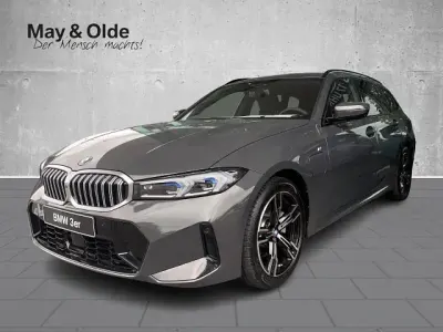 Gebraucht BMW 330e Performance 292 PS (214 kW) 2026 Grau Kombi