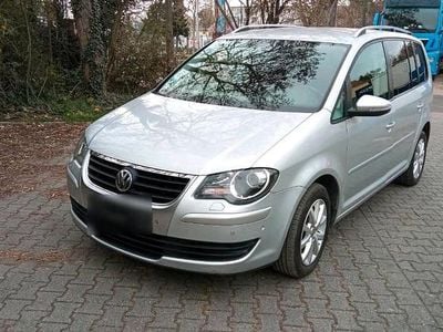 Gebraucht VW Touran 140 PS (102 kW) 2009 Silber Van / Kleinbus