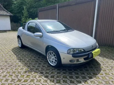 Gebraucht Opel Tigra 90 PS (66 kW) 2000 Silber Coupé