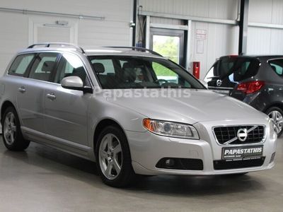 gebraucht Volvo V70 Kombi Edition PRO*NAVI*LEDER*PDC*AHK*