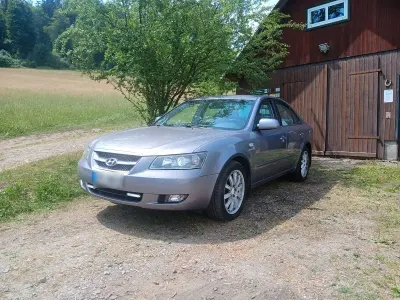 Gebraucht Hyundai Sonata GLS 162 PS (119 kW) 2005 Grau Limousine