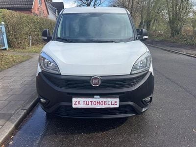 Gebraucht Fiat Doblò 95 PS (69 kW) 2018 Weiß Van / Kleinbus