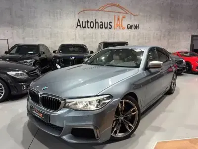 Gebraucht BMW M550 Performance 400 PS (294 kW) 2017 Blau Limousine