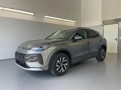Nouvelle VW T-Roc Life 150 ch (110 kW) 2026 Gris SUV
