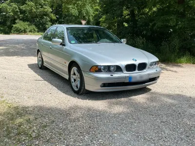 Gebraucht BMW 525 M Sport 192 PS (141 kW) 2001 Silber Limousine
