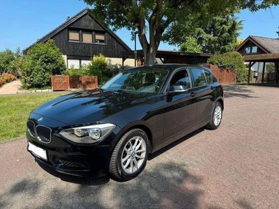 BMW 114
