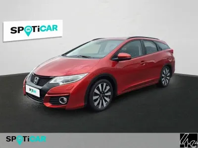 Gebraucht Honda Civic Elegance 141 PS (103 kW) 2016 Rot Kombi