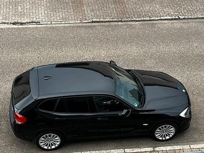 Schwarz Gebraucht 2012 BMW X1 SUV | 8.300 €
