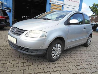 Gebraucht VW Fox Refresh 54 PS (39 kW) 2009 Munich silver metallic Kleinwagen