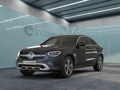 Grau Gebraucht 2022 Mercedes GLC200 SUV | 47.292 € (Teuer)