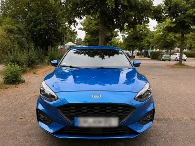 Gebraucht Ford Focus ST-Line 182 PS (133 kW) 2019 Blau Limousine
