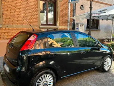Gebraucht Fiat Punto 65 PS (47 kW) 2009 Schwarz Kleinwagen