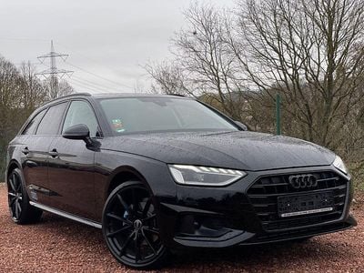 Gebraucht Audi A4 S-Line 150 PS (110 kW) 2022 Schwarz Kombi