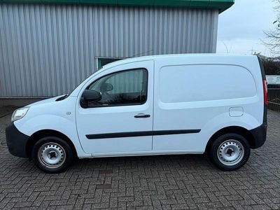 Weiß Gebraucht 2018 Renault Kangoo Abholung | 9.800 € (Etwas zu teuer)