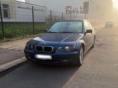 Second-hand BMW 318 143 CP (105 kW) 2003 Albastru Coupe