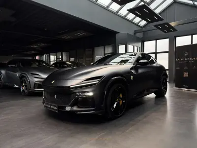 Gebraucht Ferrari Purosangue 719 PS (528 kW) 2024 Schwarz SUV