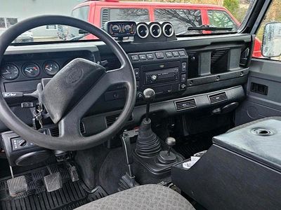 Second-hand Land Rover Defender 122 CP (89 kW) 2003 Gri SUV