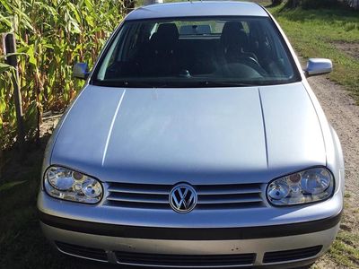 Silber Gebraucht 2002 VW Golf IV Limousine | 2.800 € (Fairer Preis)