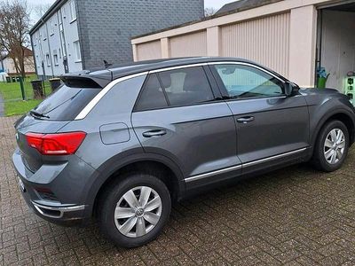 Second-hand VW T-Roc 150 CP (110 kW) 2018 Gri SUV