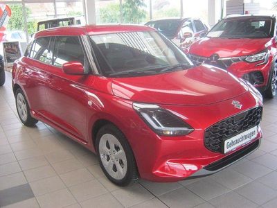 Rot Gebraucht 2025 Suzuki Swift Comfort Kleinwagen | 19.790 € (Teuer)