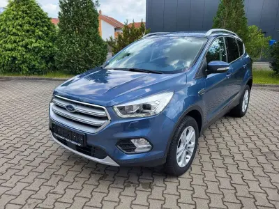 Gebraucht Ford Kuga Titanium 179 PS (131 kW) 2019 Blau SUV