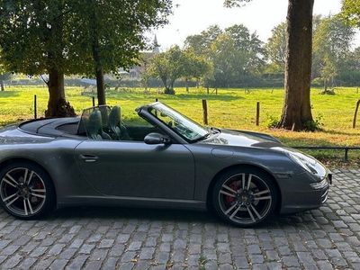 Porsche 911 Carrera 4S Cabriolet