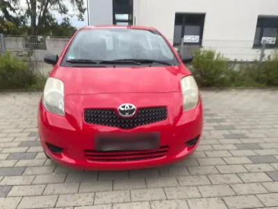 Brugt Toyota Yaris 69 HK (50 kW) 2008 Rød Hatchback