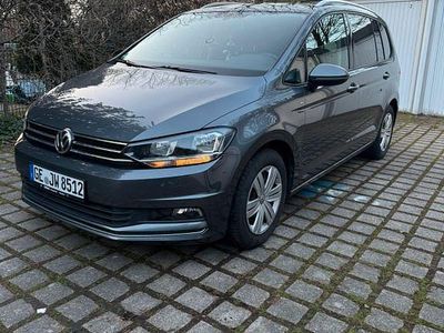 Gebraucht VW Touran Join 116 PS (85 kW) 2018 Grau Van / Kleinbus