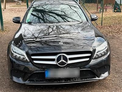 Schwarz Gebraucht 2018 Mercedes C200 AMG Kombi | 14.500 €