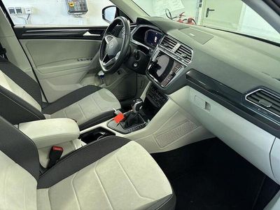 Usata VW Tiguan Elegance 245 CV (180 kW) 2022 Nero SUV