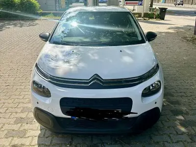 Gebraucht Citroën C3 Live 83 PS (61 kW) 2020 Weiß Kleinwagen
