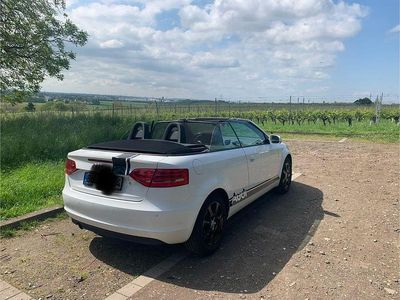 Gebraucht Audi A3 Cabriolet 105 PS (77 kW) 2012 Weiß Cabrio