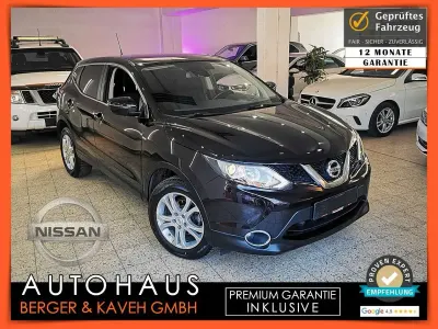 Gebraucht Nissan Qashqai Acenta 116 PS (85 kW) 2015 Schwarz SUV