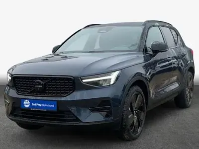 Neu Volvo XC40 Plus 197 PS (144 kW) 2026 Weiß SUV