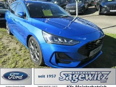 Gebraucht Ford Focus ST-Line X 155 PS (114 kW) 2024 Blau Limousine