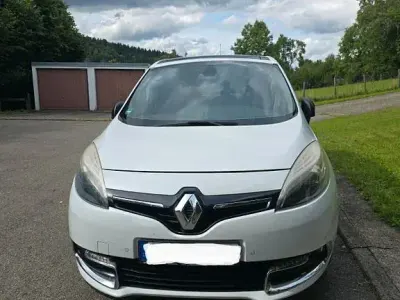 Gebraucht Renault Scénic III Bose Edition 131 PS (96 kW) 2014 Weiß Van / Kleinbus