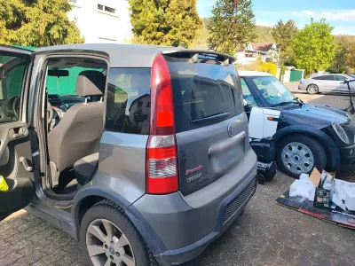 Usata Fiat Panda 100 CV (73 kW) 2006 Grigio Utilitaria