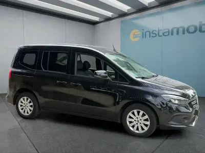 Gebraucht Mercedes T180 116 PS (85 kW) 2024 Van / Kleinbus
