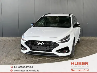 Neu Hyundai i30 Comfort 101 PS (74 kW) 2025 Atlas white Kombi