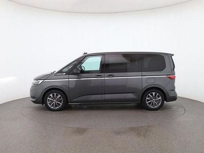 Gebraucht VW Multivan Style 150 PS (110 kW) 2024 Grau Van