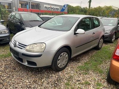 Reflexsilber Gebraucht 2005 VW Golf IV Trendline Kleinwagen | 2.399 € (Fairer Preis)