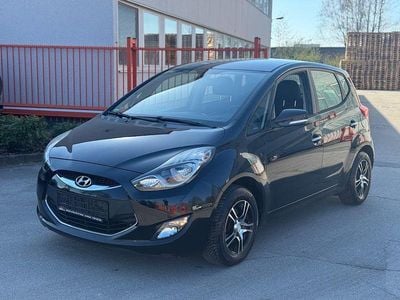 Gebraucht Hyundai ix20 Edition 90 PS (66 kW) 2012 Schwarz Kleinwagen