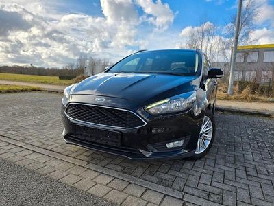 Gebraucht Ford Focus Cool & Connect 101 PS (74 kW) 2018 Schwarz Limousine