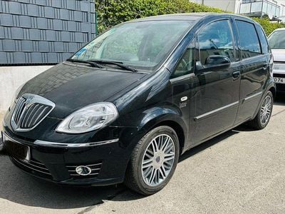 Gebraucht Lancia Musa Platinum 95 PS (69 kW) 2011 Schwarz Van / Kleinbus