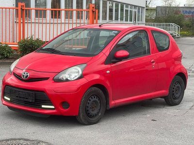 Gebraucht Toyota Aygo Cool 68 PS (50 kW) 2012 Rot Kleinwagen