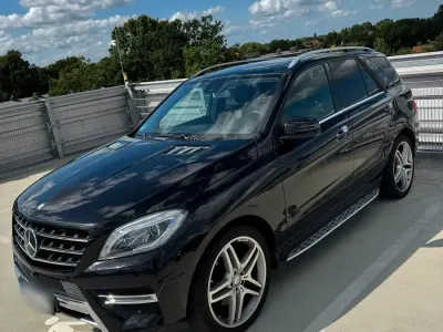 Gebraucht Mercedes ML350 258 PS (189 kW) 2014 Schwarz SUV