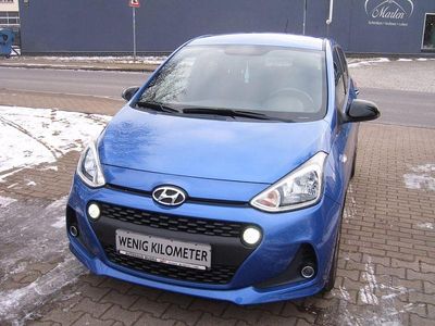 Gebraucht Hyundai i10 Passion Plus 67 PS (49 kW) 2018 Blau Kleinwagen