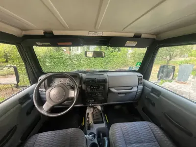 Gebraucht Jeep Wrangler Sahara 177 PS (130 kW) 2000 Schwarz SUV