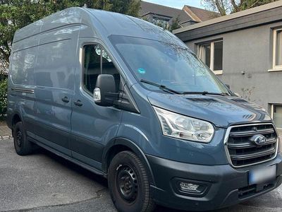 Używany Ford Transit 130 KM (95 kW) 2022 Szary Minivan